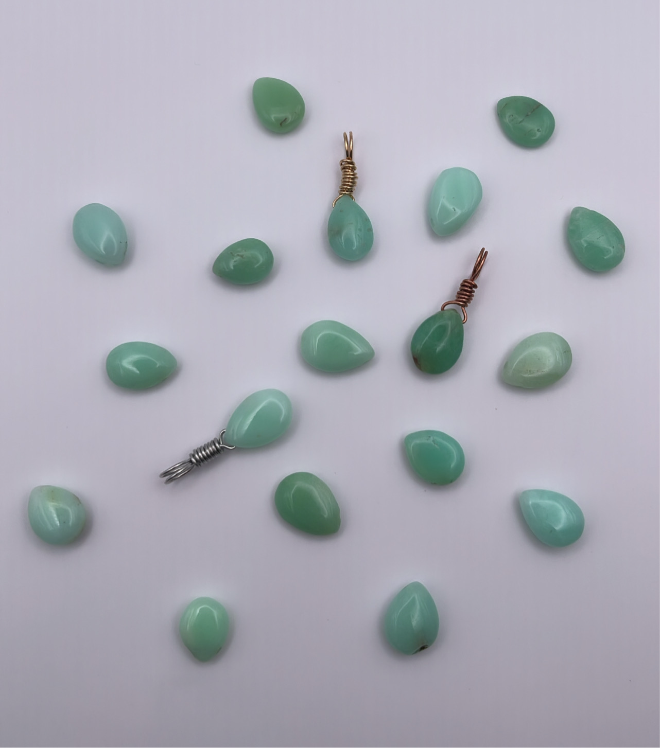 Chrysoprase Droplet Pendant