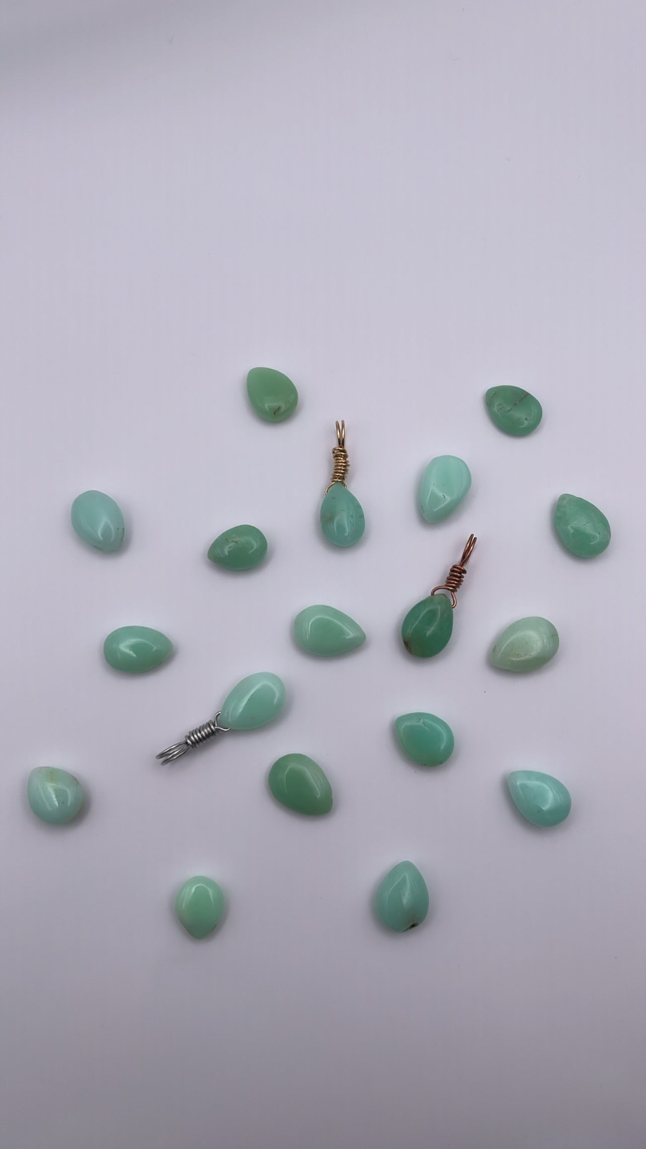 Chrysoprase Droplet Pendant